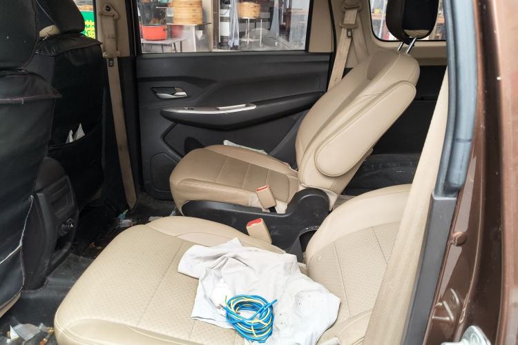 Used Wuling Hongguang 2021 1.5L Facelifted S Comfort Version with Electric Power Steering LAR Left Rear Seat