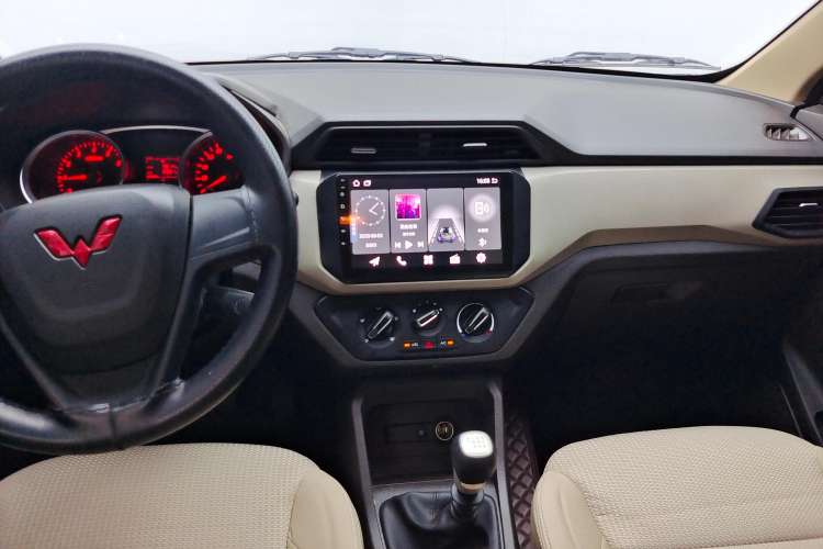 Used Wuling Hongguang 2021 1.5L Revised S Standard Version with Electric Power Steering LAR Audio And AC Panel