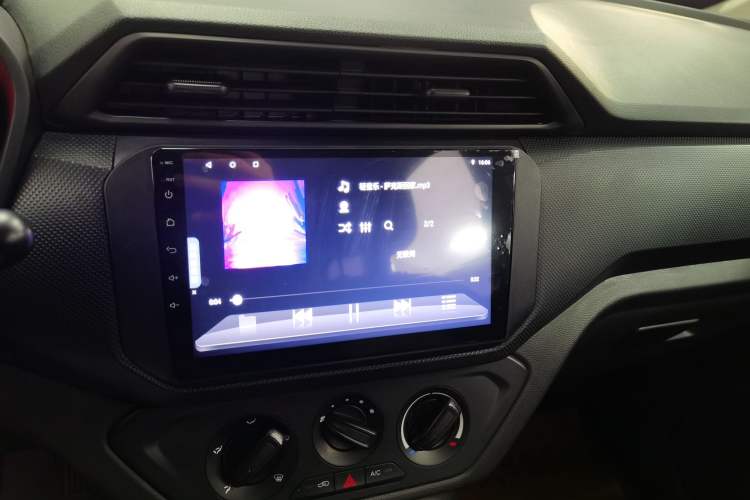 Used Wuling Hongguang 2021 1.5L Revised S Base Version with Electric Power Steering LAR Center Console