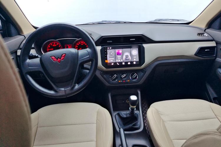 Used Wuling Hongguang 2021 1.5L Revised S Standard Version with Electric Power Steering LAR Center Console