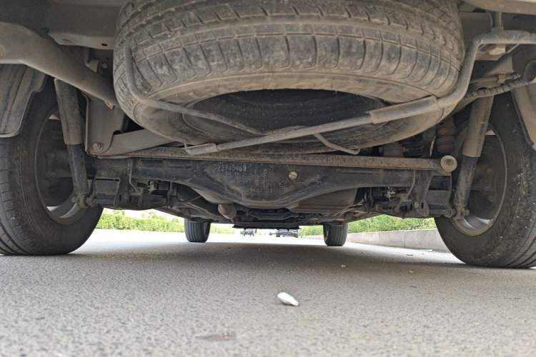 Used Wuling Hongguang 2021 1.5L Revised S Standard Version Hydraulic-Power-Assisted LAR Chassis Rear
