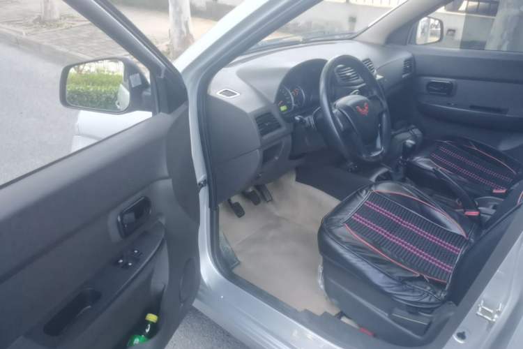 Used Wuling Hongguang 2021 1.5L S Base Version LAR Driver Seat