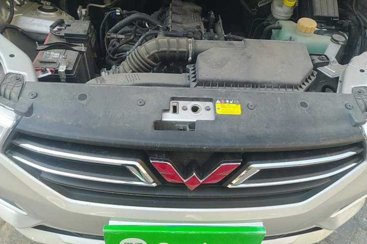 Used Wuling Hongguang 2021 1.5L Facelifted S Comfort Version with Electric Power Steering LAR Engine Bay