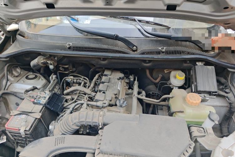 Used Wuling Hongguang 2021 1.5L S Standard Version LAR Engine Bay