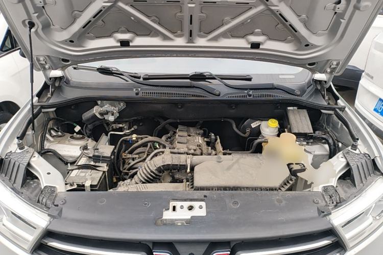 Used Wuling Hongguang 2021 1.5L Revised S Standard Version with Electric Power Steering LAR Engine Bay