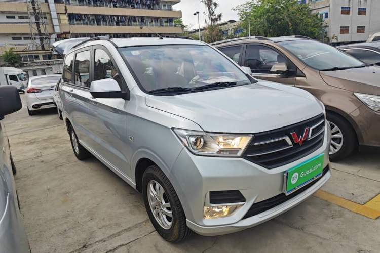 Used Wuling Hongguang 2021 1.5L Facelifted S Comfort Version with Electric Power Steering LAR Exterior 1