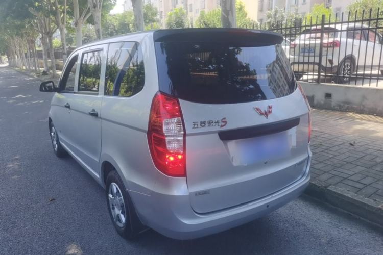 Used Wuling Hongguang 2021 1.5L S Base Version LAR Exterior 2