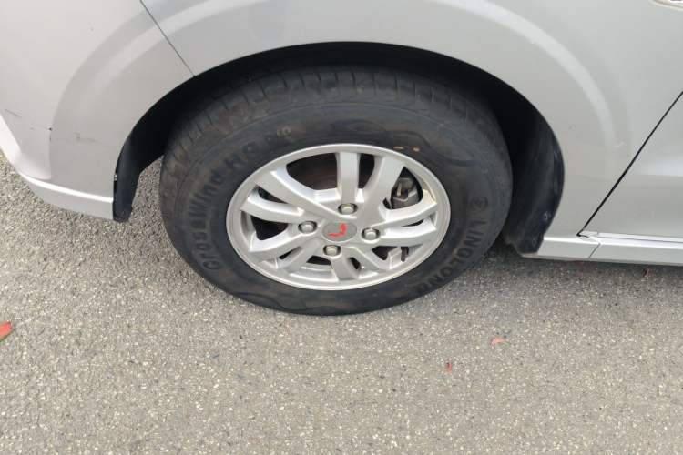 Used Wuling Hongguang 2021 1.5L Revised S Standard Version with Electric Power Steering LAR Exterior 4