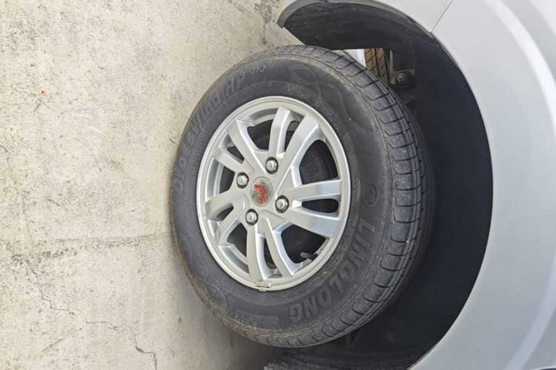 Used Wuling Hongguang 2021 1.5L Facelifted S Comfort Version with Electric Power Steering LAR Exterior 5