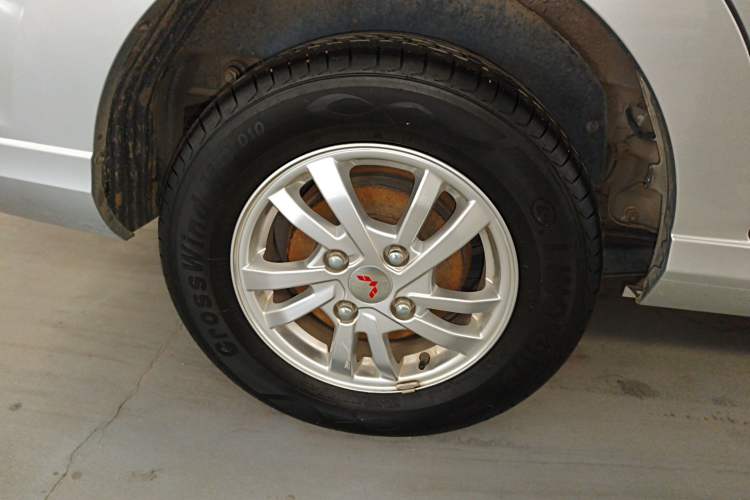 Used Wuling Hongguang 2021 1.5L Revised S Standard Version Hydraulic-Power-Assisted LAR Exterior 5