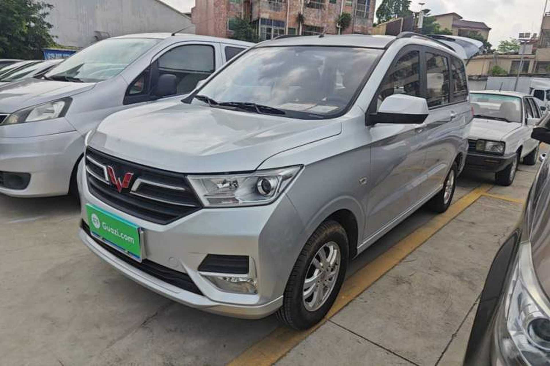 Used Wuling Hongguang 2021 1.5L Facelifted S Comfort Version with Electric Power Steering LAR Front Left 45 Deg