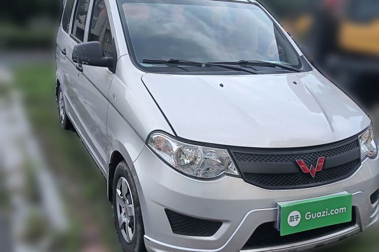 Used Wuling Hongguang 2021 1.5L Revised S Standard Version Hydraulic-Power-Assisted LAR Front Right 45 Deg