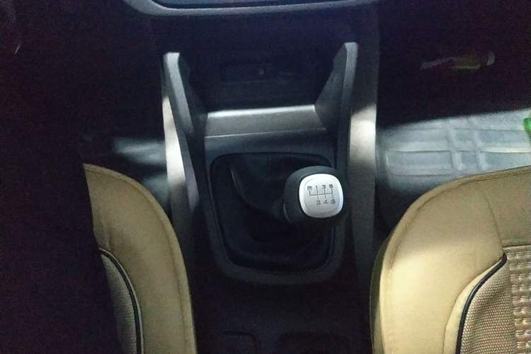 Used Wuling Hongguang 2021 1.5L Revised S Standard Version with Electric Power Steering LAR Gear Lever