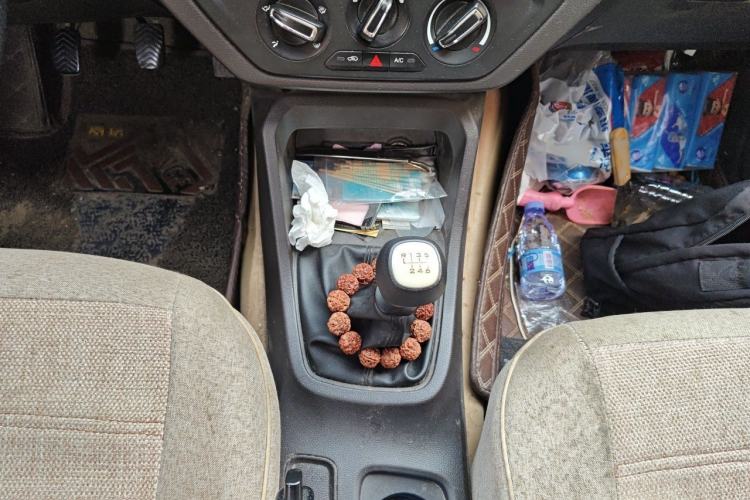 Used Wuling Hongguang 2021 1.5L Revised S Standard Version Hydraulic-Power-Assisted LAR Gear Lever