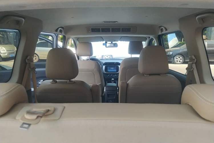 Used Wuling Hongguang 2021 1.5L Facelifted S Comfort Version with Electric Power Steering LAR Headliner