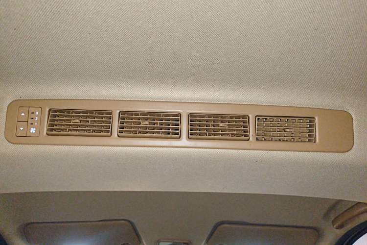 Used Wuling Hongguang 2021 1.5L Revised S Standard Version Hydraulic-Power-Assisted LAR Headliner