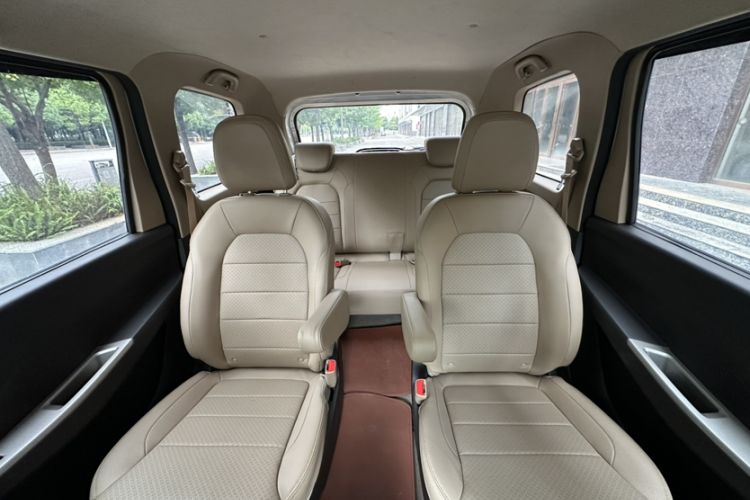 Used Wuling Hongguang 2021 1.5L Facelift S Comfort Version Hydraulic Power Steering LAR Interior 3