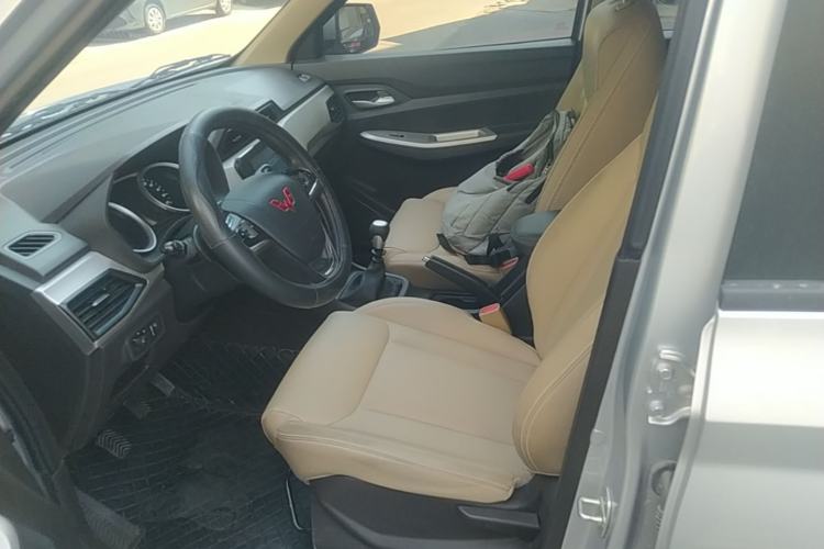 Used Wuling Hongguang 2021 1.5L Facelifted S Comfort Version with Electric Power Steering LAR Left Front Seat