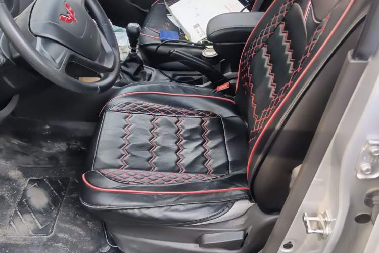 Used Wuling Hongguang 2021 1.5L Revised S Standard Version Hydraulic-Power-Assisted LAR Left Front Seat