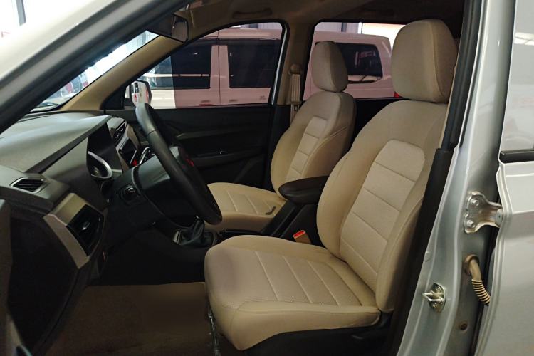 Used Wuling Hongguang 2021 1.5L Revised S Standard Version Hydraulic-Power-Assisted LAR Left Front Seat