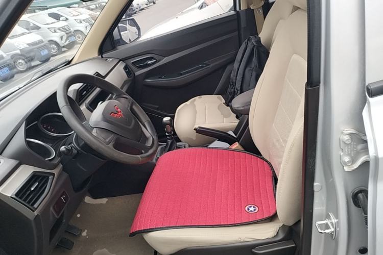 Used Wuling Hongguang 2021 1.5L Revised S Standard Version with Electric Power Steering LAR Left Front Seat