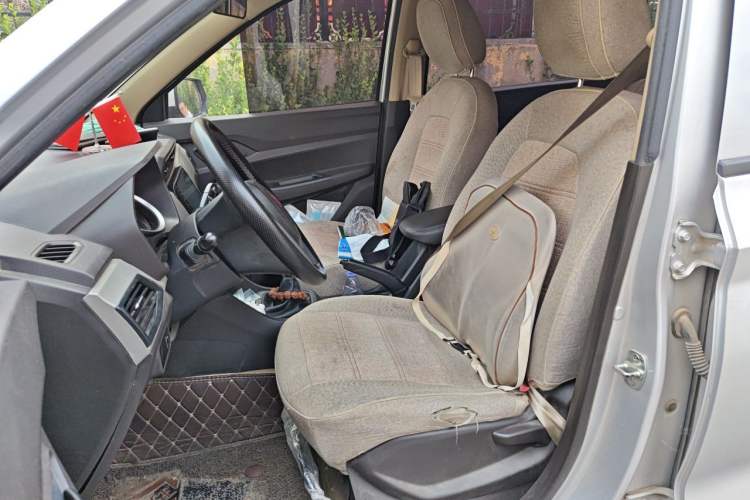 Used Wuling Hongguang 2021 1.5L Revised S Standard Version Hydraulic-Power-Assisted LAR Left Front Seat