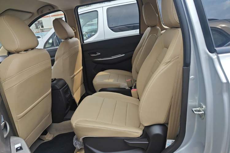 Used Wuling Hongguang 2021 1.5L Facelifted S Comfort Version with Electric Power Steering LAR Left Rear Seat