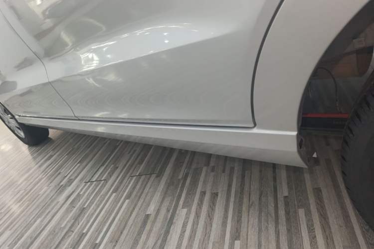 Used Wuling Hongguang 2021 1.5L Revised S Base Version Hydraulic Power Steering LAR Left Side Sill