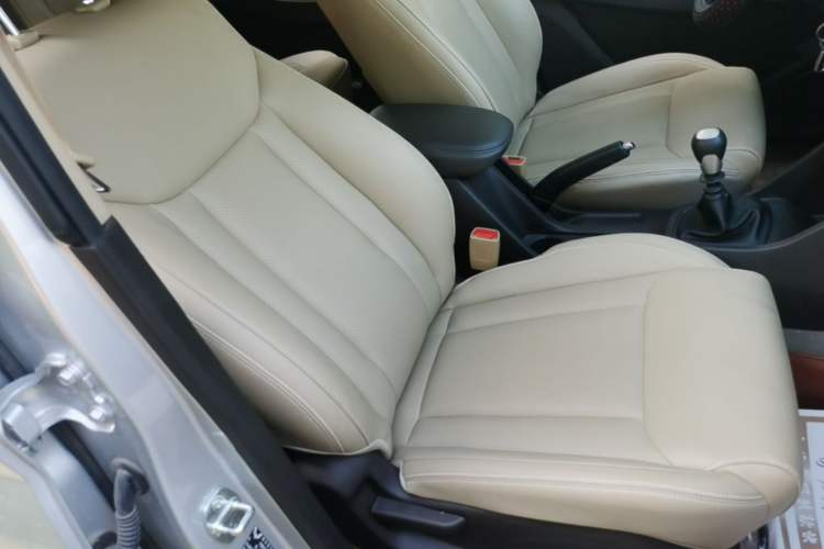 Used Wuling Hongguang 2021 1.5L Facelifted S Comfort Version with Electric Power Steering LAR Right Front Seat