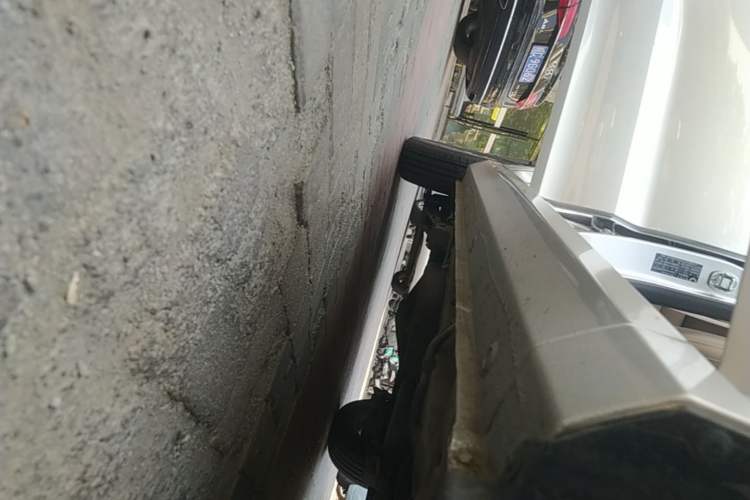 Used Wuling Hongguang 2021 1.5L Facelifted S Comfort Version with Electric Power Steering LAR Right Side Sill