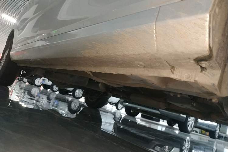 Used Wuling Hongguang 2021 1.5L Revised S Standard Version with Electric Power Steering LAR Right Side Sill