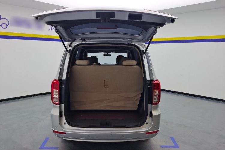 Used Wuling Hongguang 2021 1.5L Revised S Standard Version with Electric Power Steering LAR Trunk