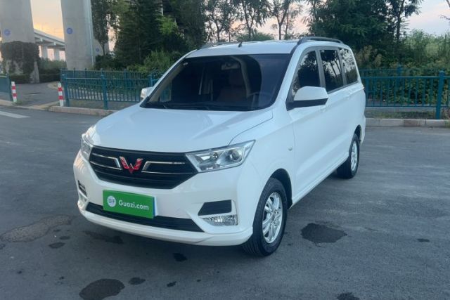 Used Wuling Hongguang 2021 1.5L S Luxury Model Electric Power Steering LAR