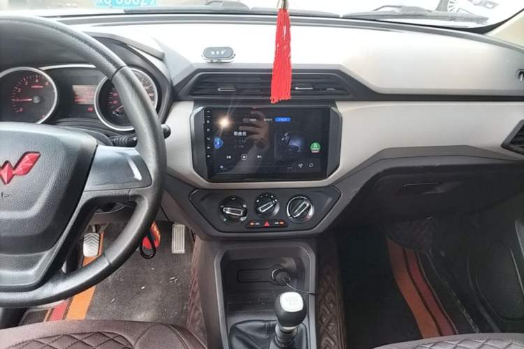Used Wuling Hongguang 2021 1.5L Revised S Standard Version with Electric Power Steering LAR Audio And AC Panel