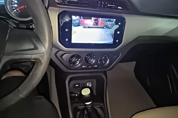 Used Wuling Hongguang 2021 1.5L Facelifted S Comfort Version with Electric Power Steering LAR Audio And AC Panel