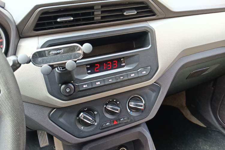 Used Wuling Hongguang 2021 1.5L Revised S Standard Version with Electric Power Steering LAR Audio And AC Panel