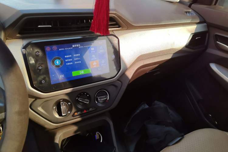 Used Wuling Hongguang 2021 1.5L S Comfort Edition LAR Audio And AC Panel