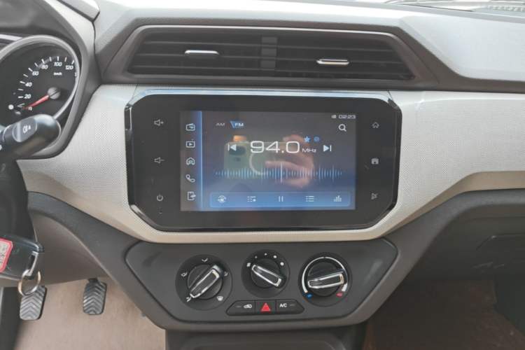 Used Wuling Hongguang 2021 1.5L Facelift S Comfort Version Hydraulic Power Steering LAR Audio And AC Panel