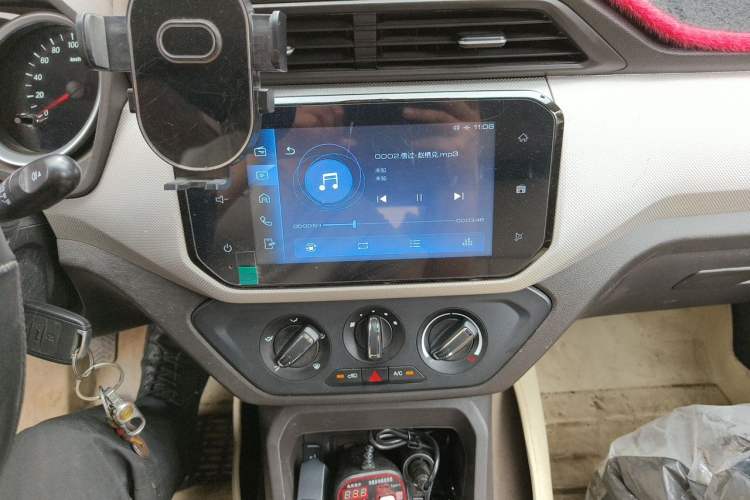 Used Wuling Hongguang 2021 1.5L S Comfort Edition LAR Audio And AC Panel