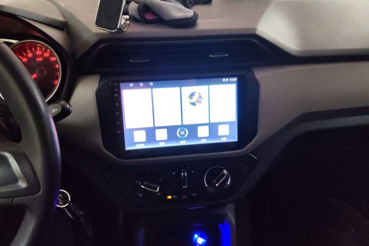 Used Wuling Hongguang 2021 1.5L Revised S Base Version with Electric Power Steering LAR Audio And AC Panel