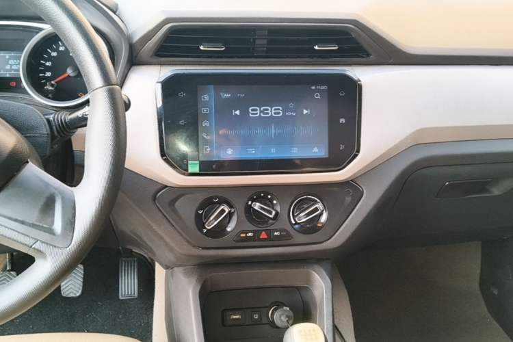 Used Wuling Hongguang 2021 1.5L Facelift S Comfort Version Hydraulic Power Steering LAR Audio And AC Panel