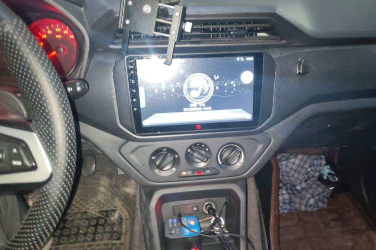 Used Wuling Hongguang 2021 1.5L Revised S Base Version Hydraulic Power Steering LAR Audio And AC Panel