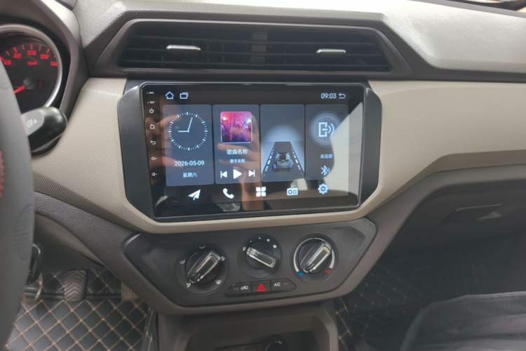 Used Wuling Hongguang 2021 1.5L Revised S Standard Version Hydraulic-Power-Assisted LAR Audio And AC Panel