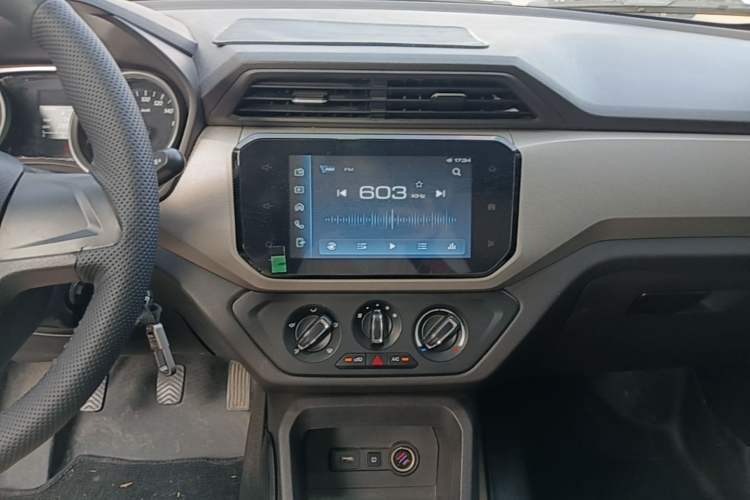 Used Wuling Hongguang 2021 1.5L Facelift S Comfort Version Hydraulic Power Steering LAR Audio And AC Panel