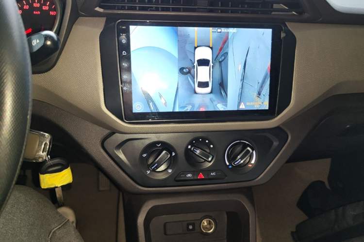 Used Wuling Hongguang 2021 1.5L Revised S Standard Version Hydraulic-Power-Assisted LAR Audio And AC Panel