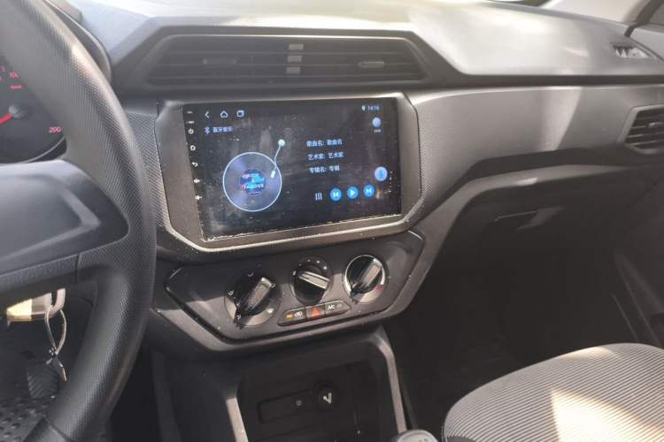 Used Wuling Hongguang 2021 1.5L S Base Version LAR Audio And AC Panel