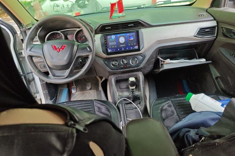 Used Wuling Hongguang 2021 1.5L Revised S Standard Version with Electric Power Steering LAR Center Console