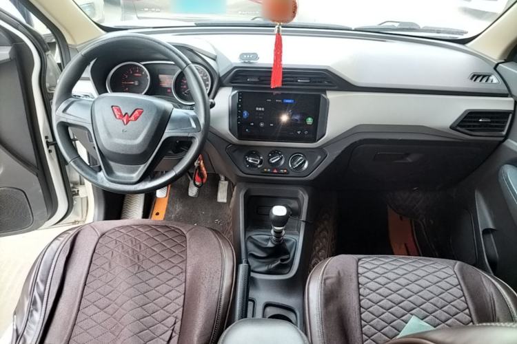 Used Wuling Hongguang 2021 1.5L Revised S Standard Version with Electric Power Steering LAR Center Console