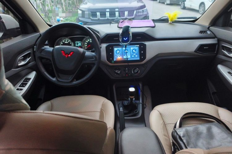 Used Wuling Hongguang 2021 1.5L Facelift S Comfort Version Hydraulic Power Steering LAR Center Console