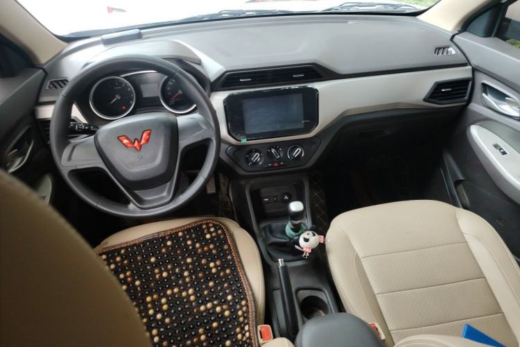 Used Wuling Hongguang 2021 1.5L Facelift S Comfort Version Hydraulic Power Steering LAR Center Console